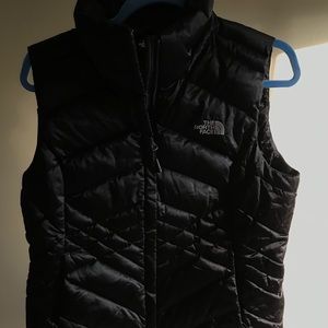 THE NORTH FACE Black Vest Size Medium